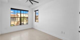 23191 Fashion Dr unit: 8106 Gallery 25