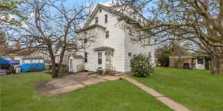 1561 Cranston Street Gallery 18