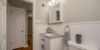 1225 Newark Gallery 8