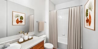 ReNue Downtown Gallery 15