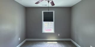 Beautiful 4 Bed 2.5 Bath Home in North Fayetteville Gallery 31