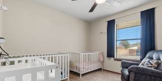 Spacious 3 bedroom 2 bath home with Solar Panels Gallery 18