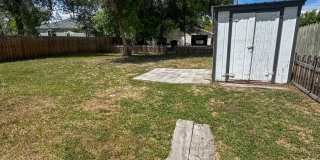 PET FRIENDLY 2 BED/ 1 BATH MINUTES FROM DOWNTOWN! Gallery 19