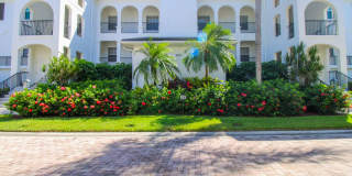 BEACH CLUB***BREAKWATER OF PELICAN BAY***3 BEDS/2.5 BATHS***FURNISHED SEASONAL*** Gallery 7