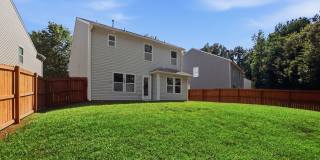 Spacious 4BR Home with New Carpet & Fenced Backyard Gallery 32