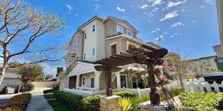 4 Bedroom + 3.5 Bathroom Townhome | The Westerlies | Unfurnished Gallery 1