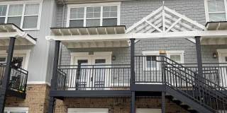 3 Bed, 3 Bath Woodlands Condo for Immediate Move In! Gallery 1