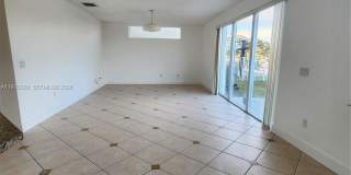 5085 SW 155th Ave Gallery 14