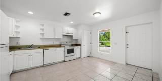 4735 30th Street SW Gallery 21