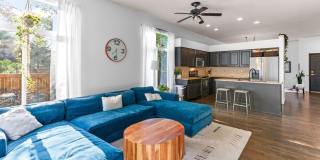 5 Bedroom Available in Timber Creek 5 Bedroom Available in Timber Creek Gallery 1