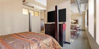 350 Saint Peter Street Gallery 13