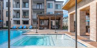 Reserve on Kingsland Gallery 44