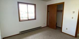 3 Bedroom 2 1/2 Bathroom Townhouse- CLOSE TO MSU- Gallery 4