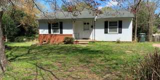 Cozy Ranch Style Home!! Cozy Ranch Style Home!! Gallery 1