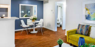 The Daphne Apartments Gallery 1