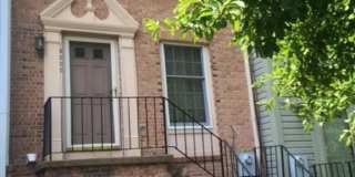 5003 9th Street Gallery 1