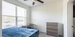 Hawks Landing Apartments - Co-Living Gallery 44