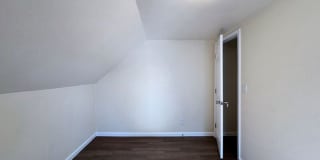 950 Clark Street Gallery 31