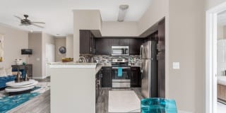 Oxmoor Apartment Homes Gallery 3