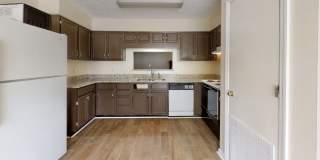 Chinook Street Townhome Gallery 13