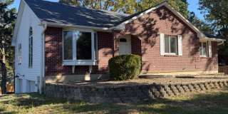 4 bed/ 3 baths Single Family Home 4 bed/ 3 baths Single Family Home Gallery 1