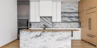 255 Hennepin Avenue Gallery 12