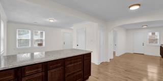Recently Renovated Brick Home Located Minutes away from Memphis International Airport! Gallery 8