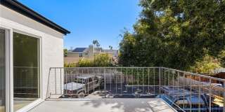 201 E 16th Street Gallery 18