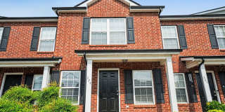 Great 2 Bedroom 2 1/2 Bath Townhouse in Smyrna! Gallery 1