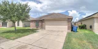 2317 Tropical Wind - 3 Bed/2 Bath - $1795month Gallery 4
