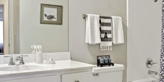 eaves Foster City Gallery 21