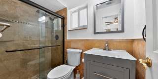 407 Highwood Circle Gallery 21