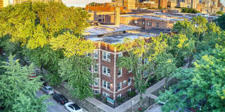 1059 W Glenlake Ave Gallery 8