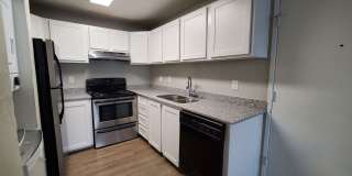 Westwood Apartments Gallery 204