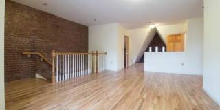 1404 Beacon St. Gallery 7