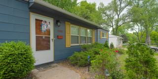 10810 Ewing Avenue Gallery 2