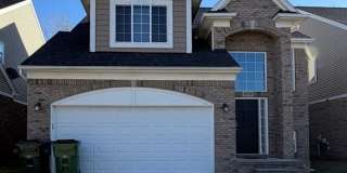 4 Bedroom 2.5 Bathroom House in Utica Gallery 1