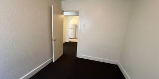1 Bed in the Paseo District Gallery 10