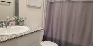 Charming 3-Bedroom Home with Spacious Yard Gallery 8