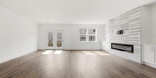 44824 TIVERTON SQ Gallery 4