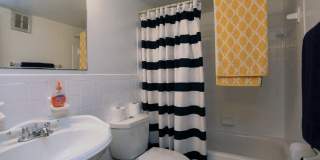 Oyster Point Place Gallery 10