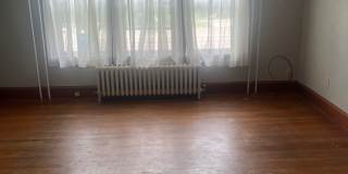 228-230 Shelburne Road Gallery 3