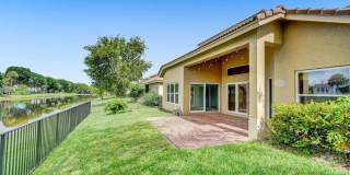 Amazing 4 Bedroom, 3 Bath home plus large 21'x11' loft located in Parkland Isles! Gallery 48