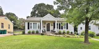 3 BR, 2 BA, 2 car garage Webster Groves Home in Saint Louis Gallery 1