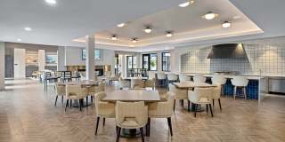 The Fieldston of Fairway - 55+ Apartment Homes Gallery 9