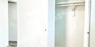 Modern Apartments  Near Jackson Hospital: 1-3 Bedroom Options Gallery 41