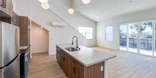 611 Highland Gallery 19