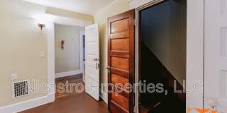 2097 Summit Street Gallery 3