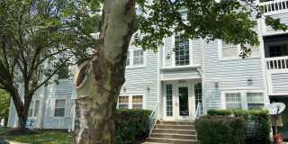 8601 Falls Run Rd Apt I Gallery 1