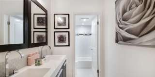 1147 Hillsboro Mile Gallery 21